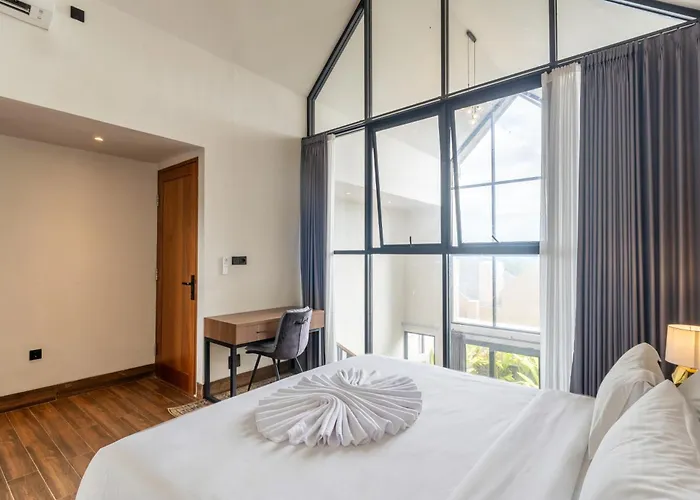 Via Adonia Mezzanine By Mono Hospitality
